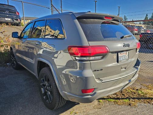 2019 Jeep Grand Cherokee Altitude