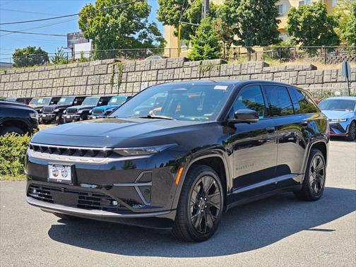 2025 Jeep Wagoneer S Launch Edition