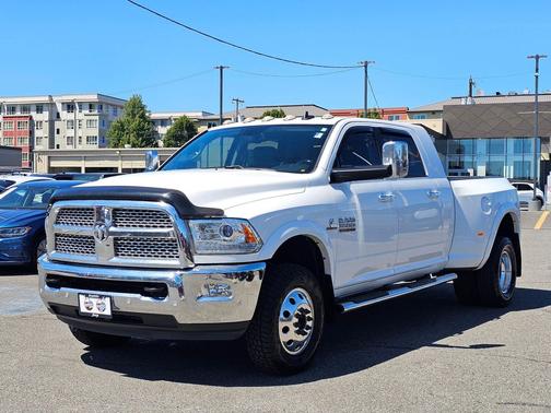 2017 RAM 3500 Laramie Mega Cab 4x4 6'4' Box