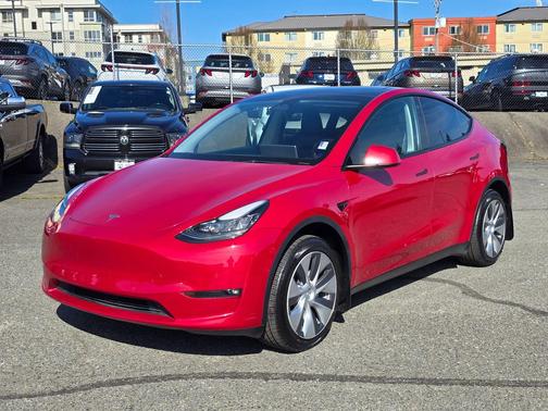 2022 Tesla Model Y Long Range Dual Motor All-Wheel Drive