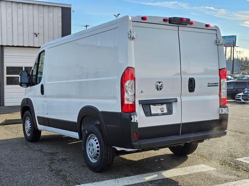 2025 RAM ProMaster 1500 Low Roof