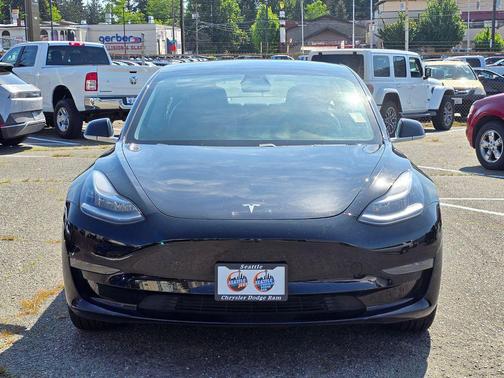 Solid Black 2020 Tesla Model 3 Standard Range