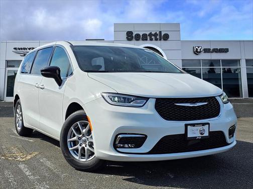 2025 Chrysler Pacifica L