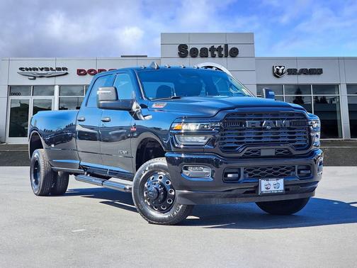 2025 RAM 3500 Big Horn Crew Cab 4x4 8' Box