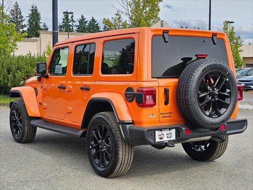 2025 Jeep Wrangler 4xe Sahara