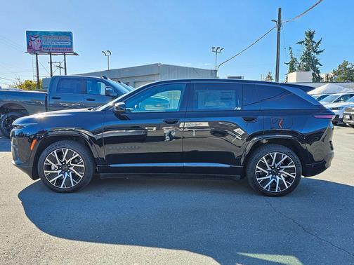 Diamond Black Crystal Pearlcoat 2025 Jeep Wagoneer S Limited