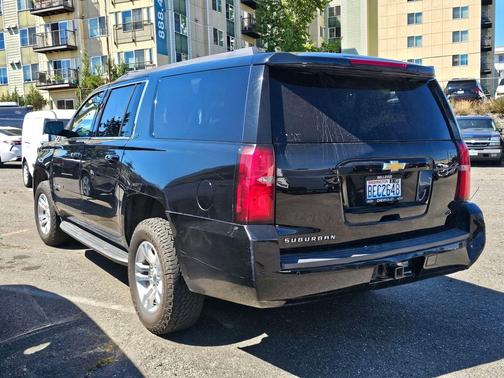 2016 Chevrolet Suburban LT