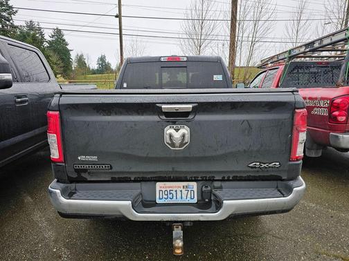 Diamond Black Crystal Pearlcoat 2019 RAM 1500 Big Horn