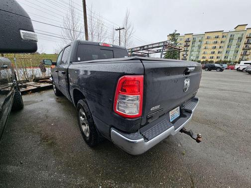 Diamond Black Crystal Pearlcoat 2019 RAM 1500 Big Horn