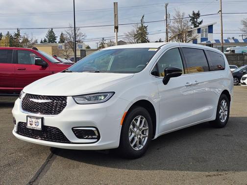 2026 Chrysler Pacifica L