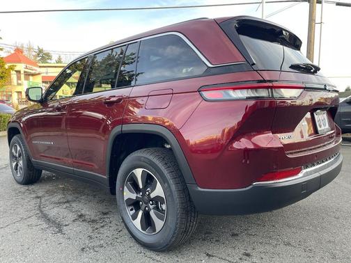 2024 Jeep Grand Cherokee 4xe Base
