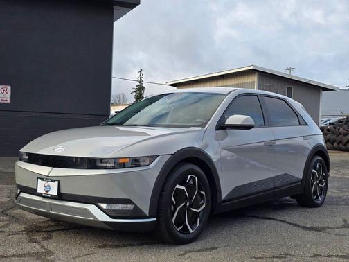 Cyber Gray 2024 Hyundai IONIQ 5 SE