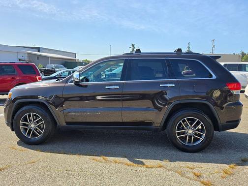 Luxury Brown Pearlcoat 2017 Jeep Grand Cherokee Limited