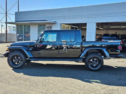 2025 Jeep Gladiator High Tide