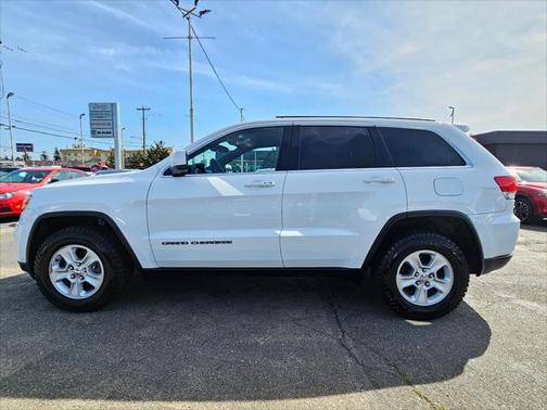 2017 Jeep Grand Cherokee Laredo
