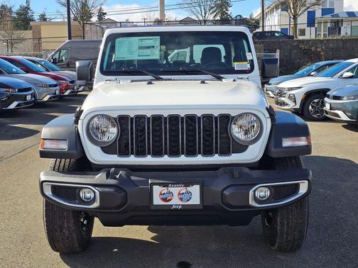 Bright White Clearcoat 2026 Jeep Gladiator Sport