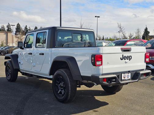 Bright White Clearcoat 2026 Jeep Gladiator Sport