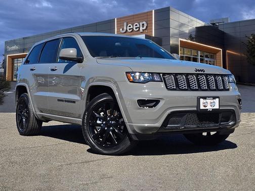 2021 Jeep Grand Cherokee Laredo