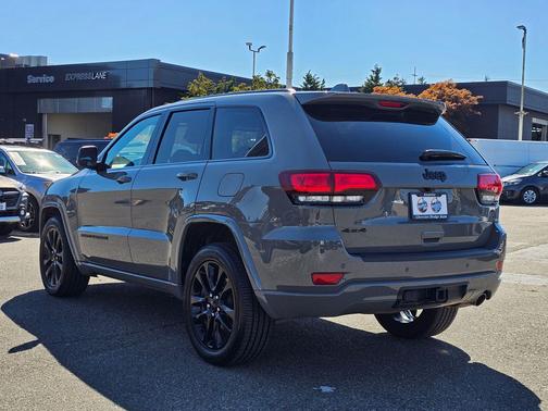 2021 Jeep Grand Cherokee Laredo