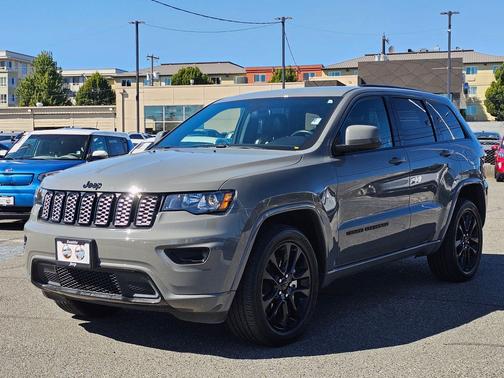 2021 Jeep Grand Cherokee Laredo