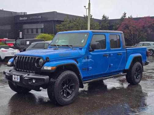 Hydro Blue Pearlcoat 2023 Jeep Gladiator Willys 4x4
