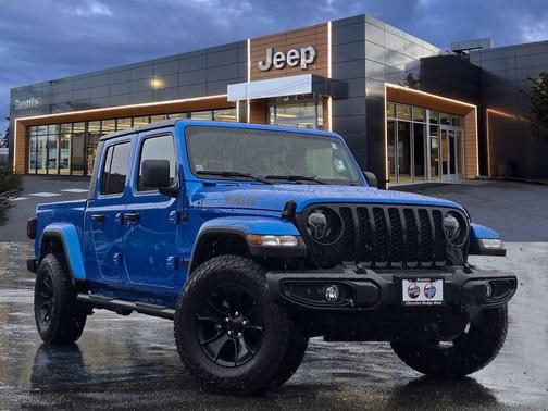 Hydro Blue Pearlcoat 2023 Jeep Gladiator Willys 4x4