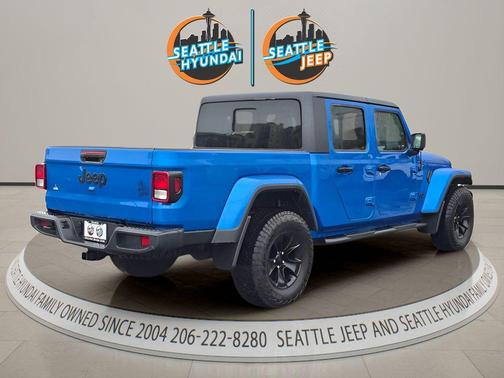 Hydro Blue Pearlcoat 2023 Jeep Gladiator Willys 4x4