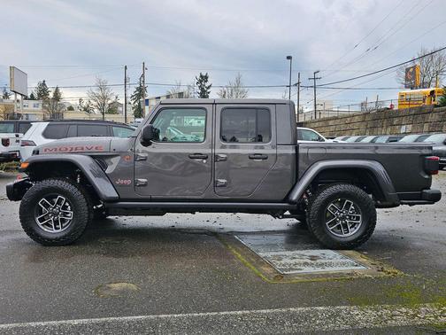 Granite Crystal Metallic Clearcoat 2026 Jeep Gladiator Mojave X 4x4
