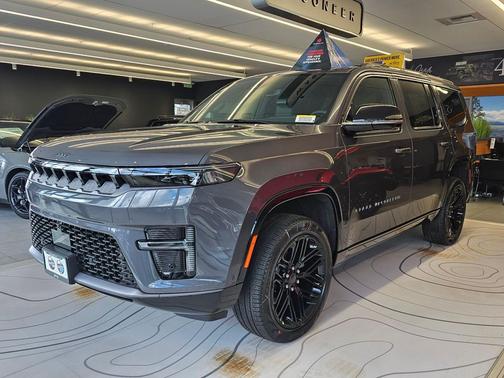 2026 Jeep Grand Wagoneer Limited Reserve 4x4