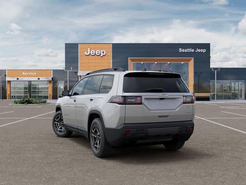Silver Zynith Clearcoat 2026 Jeep Cherokee Laredo 4x4