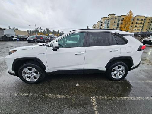 2019 Toyota RAV4 Hybrid XLE