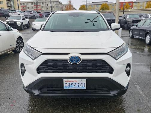 2019 Toyota RAV4 Hybrid XLE