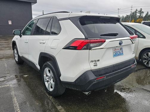 2019 Toyota RAV4 Hybrid XLE