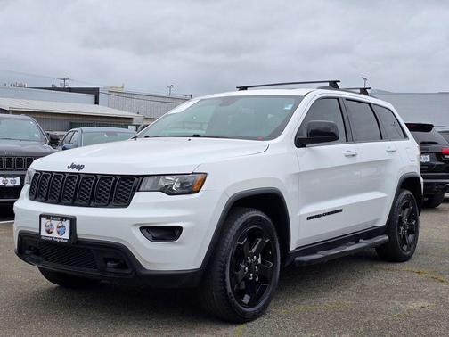 Bright White Clearcoat 2019 Jeep Grand Cherokee Upland