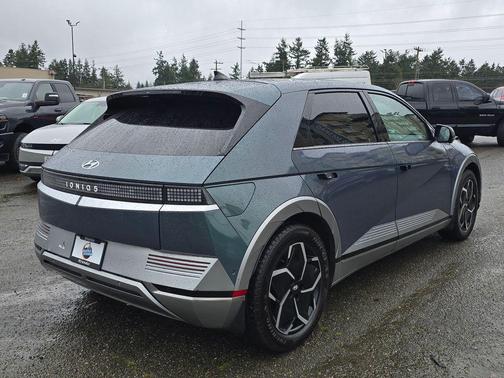 Digital Teal 2024 Hyundai IONIQ 5 Limited