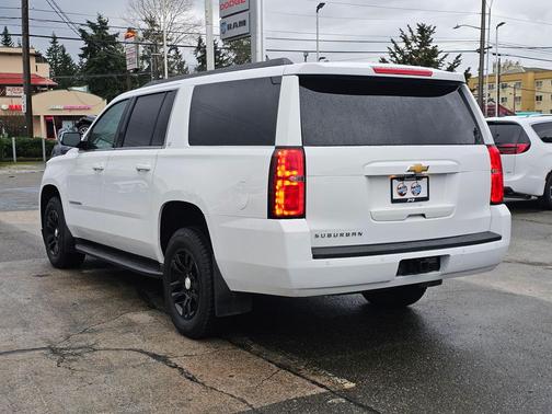 2018 Chevrolet Suburban LT