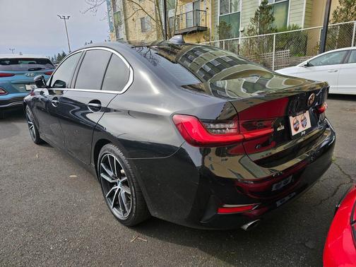 2019 BMW 330 330i