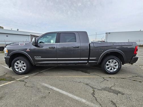 2023 RAM 2500 Limited Mega Cab 4x4 6'4' Box