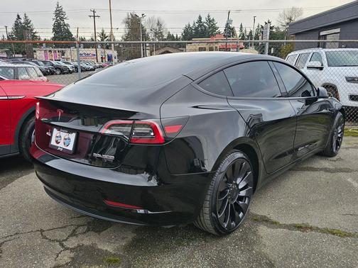 2023 Tesla Model 3 Performance