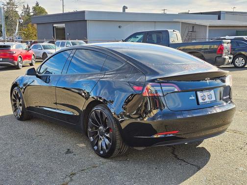 2023 Tesla Model 3 Performance