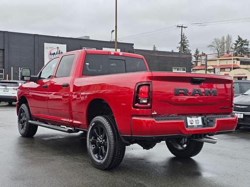 2026 RAM 2500 Tradesman Crew Cab 4x4 6'4' Box