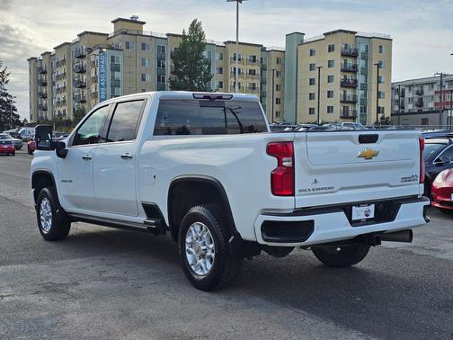 2022 Chevrolet Silverado 3500 High Country
