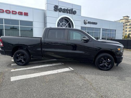 Diamond Black Crystal Pearlcoat 2019 RAM 1500 Big Horn