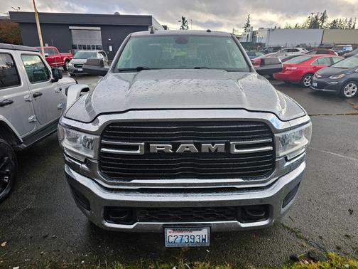 2019 RAM 3500 Big Horn Crew Cab 4x4 8' Box