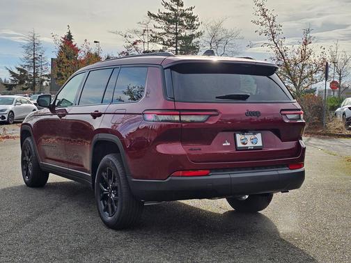 2025 Jeep Grand Cherokee L Altitude