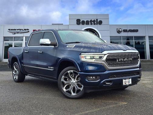 Patriot Blue Pearlcoat 2021 RAM 1500 Limited