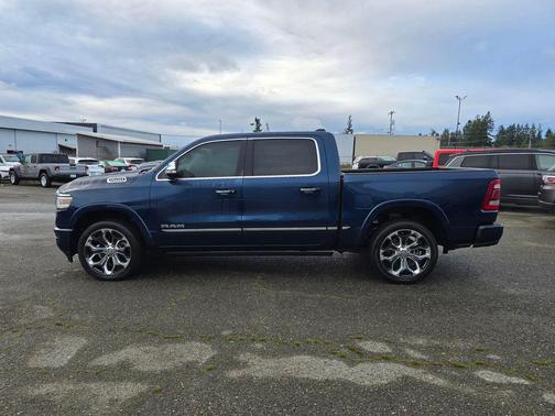 Patriot Blue Pearlcoat 2021 RAM 1500 Limited