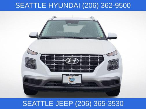 Lunar White 2026 Hyundai VENUE SEL