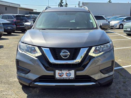 Gun Metallic 2018 Nissan Rogue Hybrid SV