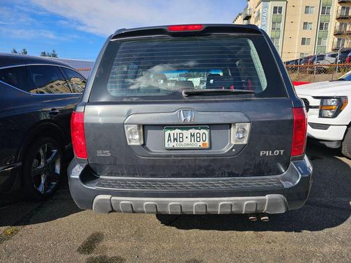 Grey 2004 Honda Pilot EX-L